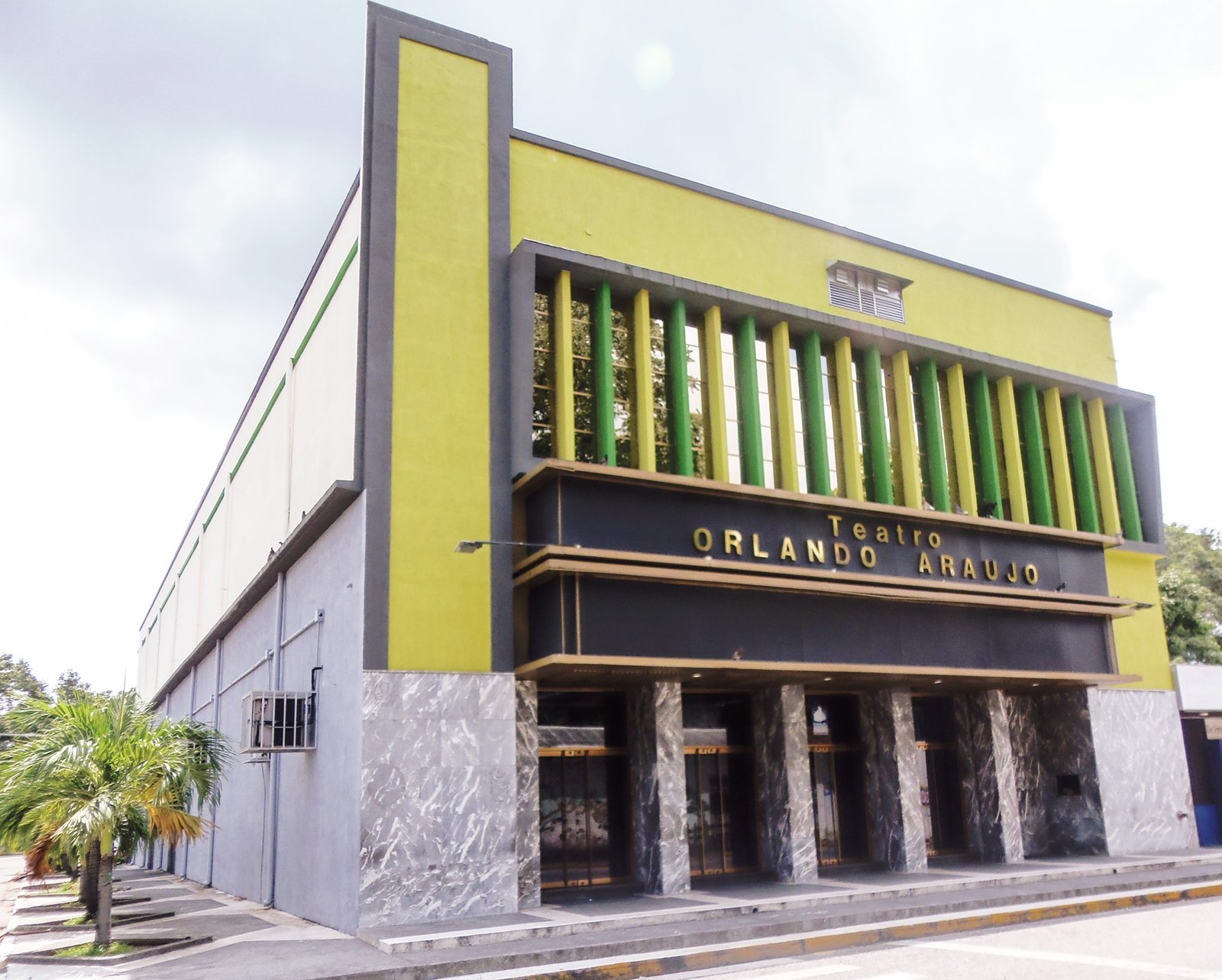 Teatro Orlando Araujo